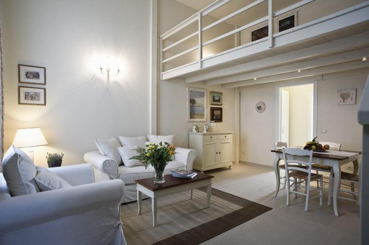 Cevoli Country Resort Lari Extérieur photo